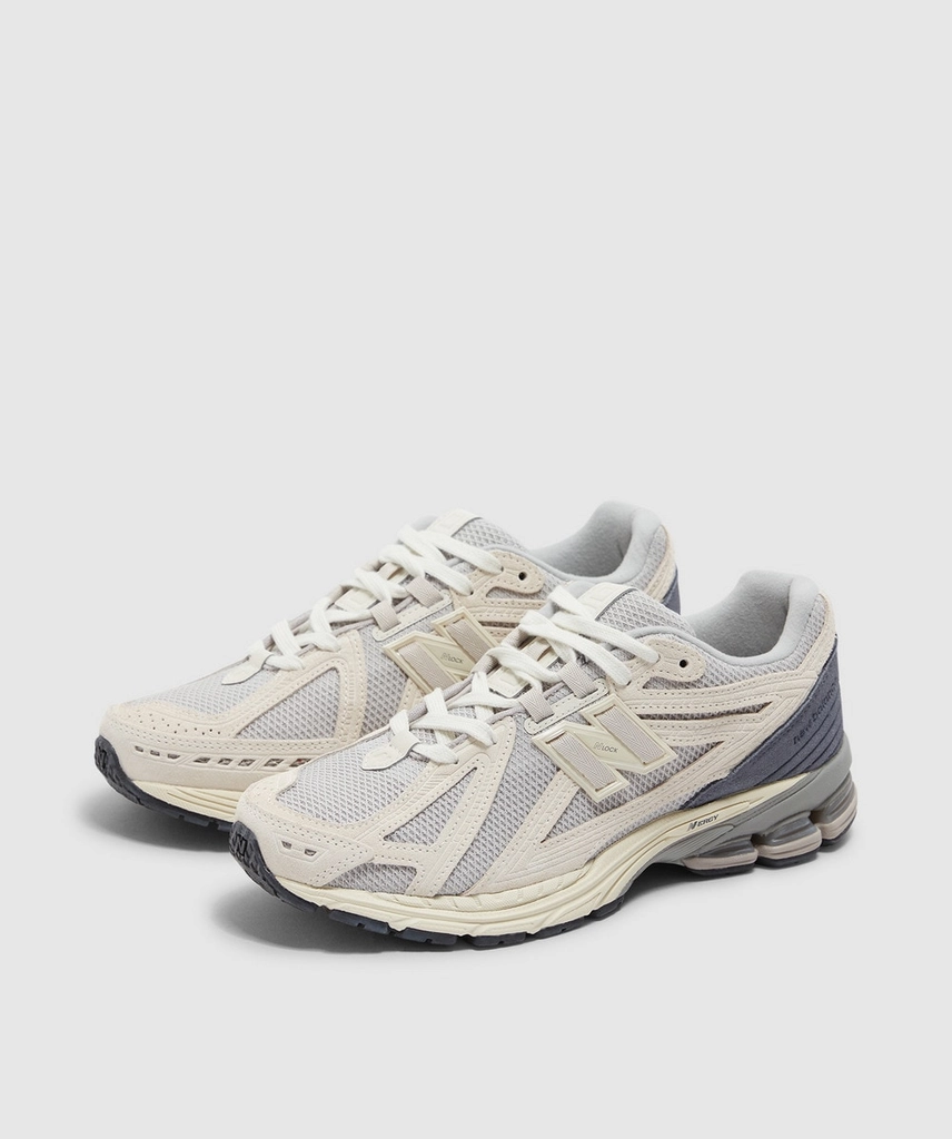 New Balance 1906 sneaker
